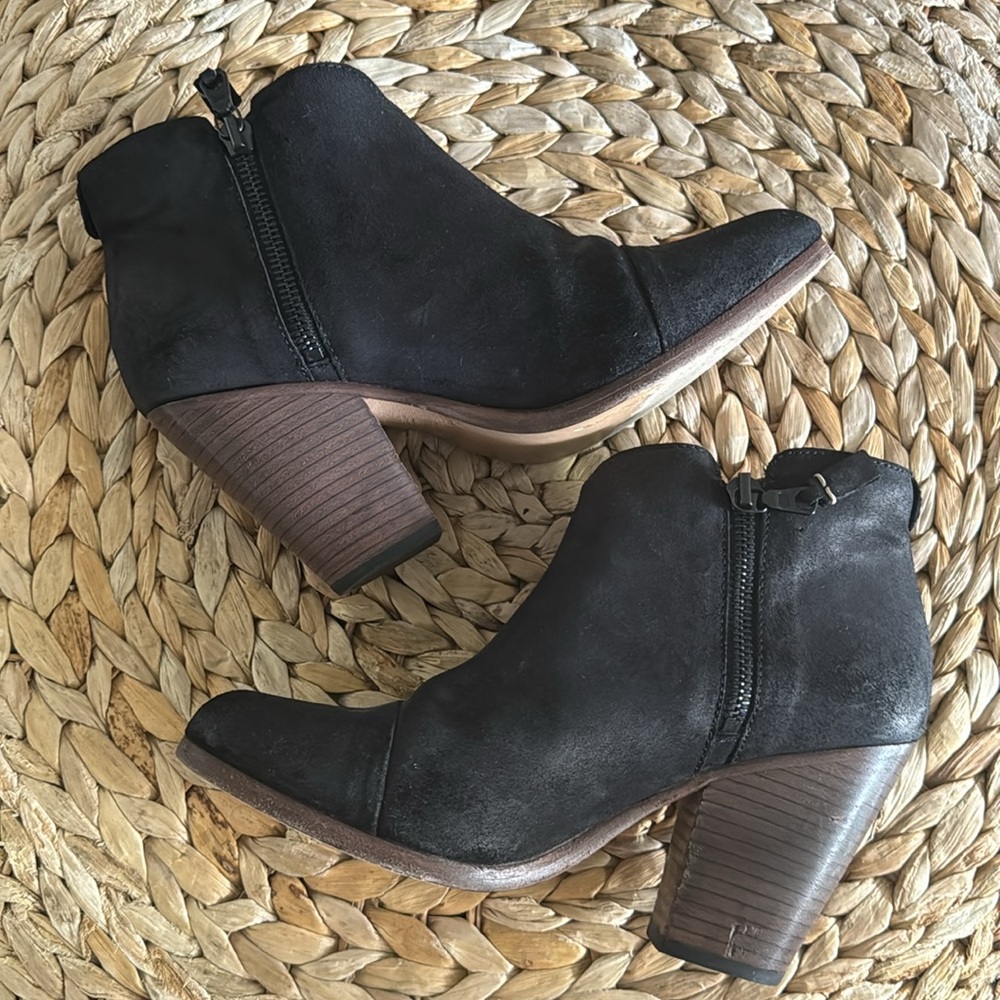 Rag & Bone Margot Double Zip Ankle Booties - Black Waxed Suede Women’s 7